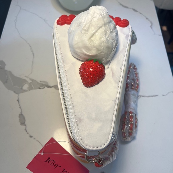 Betsey Johnson Shortcake Purse Kitsch NWT - Picture 10 of 16